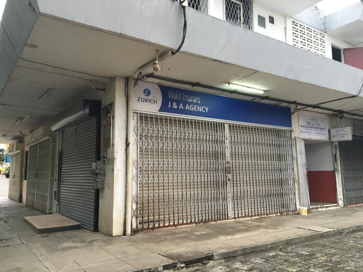 拉瑙 拉劳背包客旅馆旅舍 外观 照片